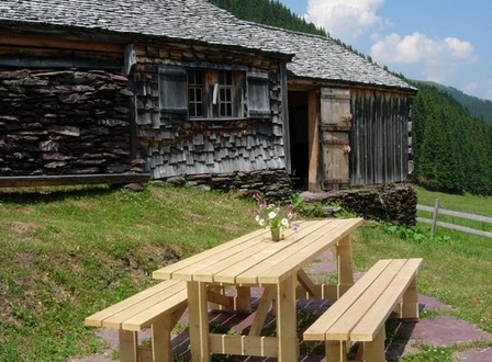 an der Grillstelle