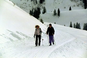 Winter hiking trail on Mount Klewenalp