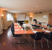 Hotels und Kongresszentren in Zürich: UTO KULM Hotels und Kongresszentren in Zürich: UTO KULM