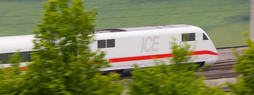 Täglich über 35 direkte Züge