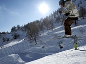 Ski or snowboard in Ovronnaz