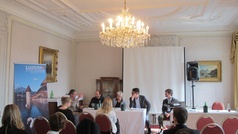 Marcel Perren (Luzern Tourismus), Michael Mettler (Baumeler Reisen), Sandra Amstein (Bucher Travel), Alex Herrmann (Schweiz Tourismus), Chris Doyle (ATTA)