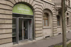 UG, Theater