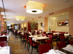 BOLERO Restaurant & Lounge BOLERO Restaurant & Lounge