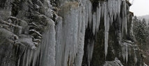 Eiszapfenlandschaft im Kleinen Melchaatobel bei Giswil OW