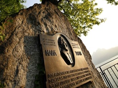 Mark Twain Gedenkstein, Weggis