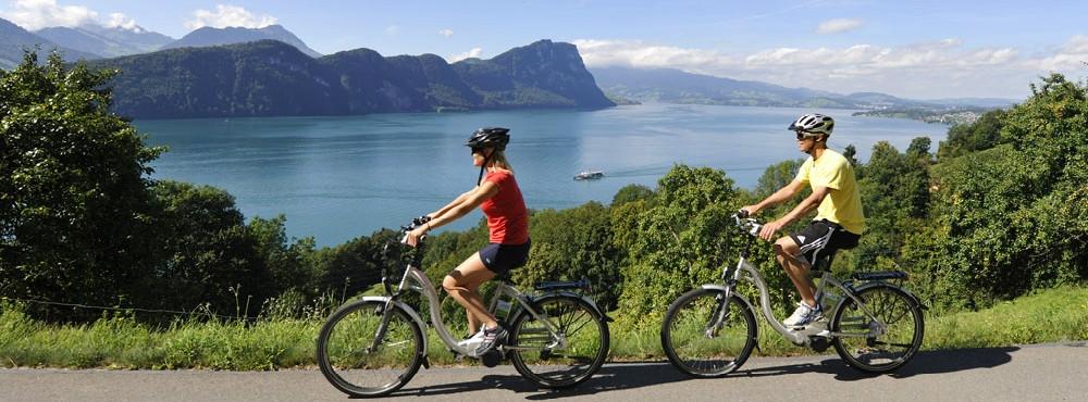 Fahrradfahrer in Vitznau