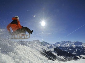 La pista per slittini più lunga della Svizzera romanda – La Tzoumaz