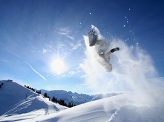 Snowboarder im Hoch-Ybrig