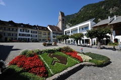 Unterseen - Stadthausplatz Unterseen - Stadthausplatz