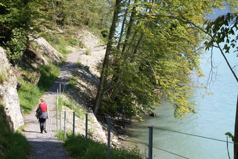 Ringgenberg - Niederried Uferweg