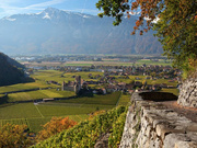 Vue sur le Château d'Aigle © J. Crespo