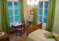 Bed and Breakfast - B&B