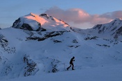 Skitourengänger auf dem Weg zum Rothorn