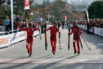 Yannick Ecoeur, Martin Anthamatten und Florent Troillet beim Zieleinlauf
