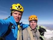 Patrik Aufdenblatten (right) and Michi Lerjen completed the Bonatti route on the north face of the Matterhorn in 7 hrs 14 min. (Pictures: Urs Lerjen)