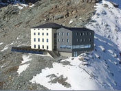 Fotomontage neue Hörnlihütte